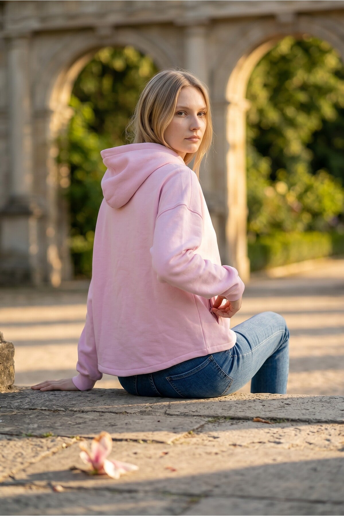 ÜÇ İPLİK SWEAT KAPÜŞONLU KISA