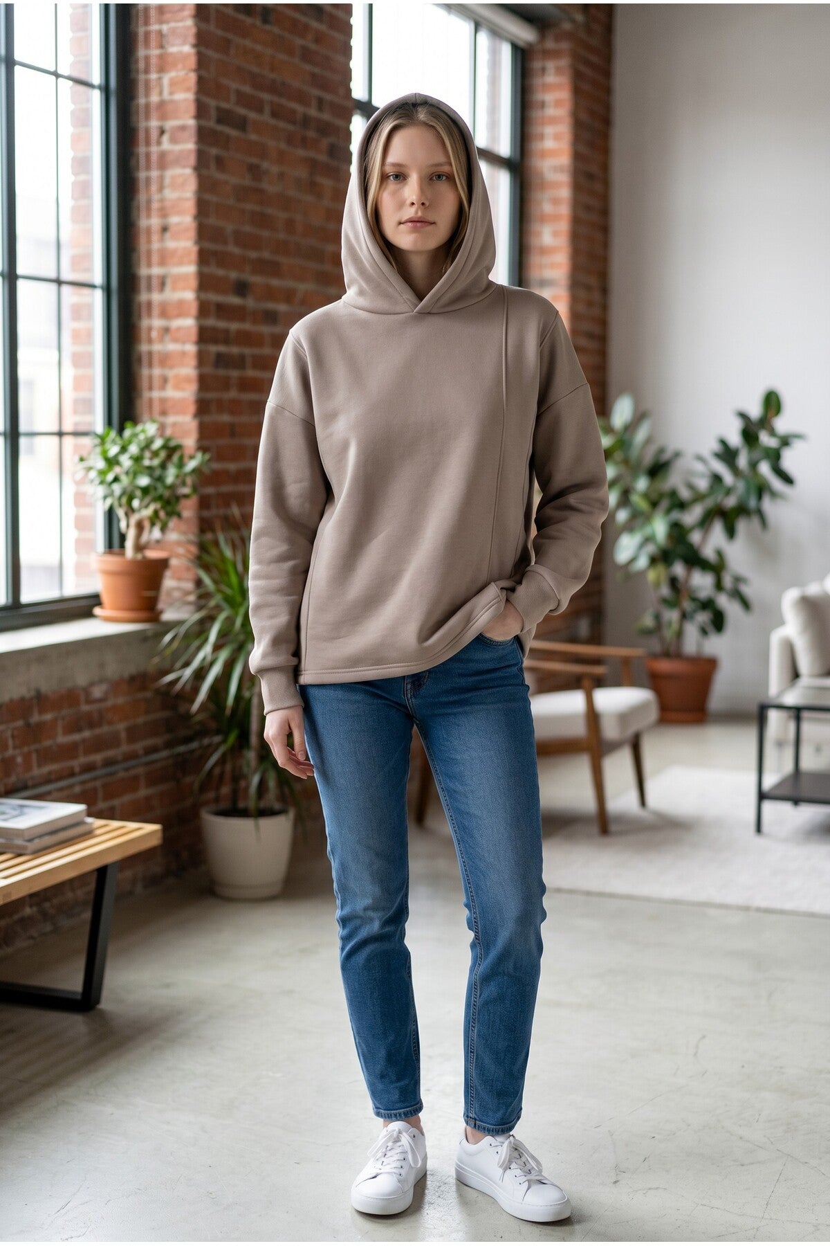 ÜÇ İPLİK SWEAT KAPÜŞONLU